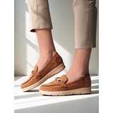 Resti Women's low shoes with a decoration on the toe Cene