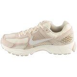 Nike Niske tenisice 'ZOOM VOMERO 5' smeđa | shoptok.hr