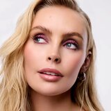 WONDERSKIN IYKYK sjenilo za oči u olovci nijansa Vixen 1.4 g | shoptok.hr