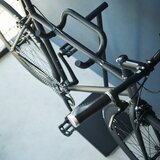 YAMAZAKI Stojalo za kolo Tower – | Shoptok.si