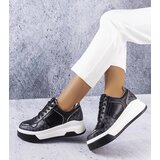 Gemre Black sneakers adorned with Grandbois monogram | Shoptok.si