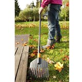 Fiskars majhne grablje za listje (135551) Cene