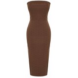 Trendyol Brown Fitted Lined Woven Shiny Stone Evening Dress Cene