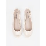 GOODIN Light beige elegant low-heeled sandals | Shoptok.si