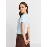 Sinsay Pamučna majica s ukrasnim gumbima | shoptok.hr
