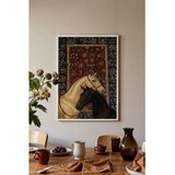Wallxpert uramljena slika 115197, beli i crni konj ispred bordo orijentalnog ćilima, 50 x 70 cm, beli ram u