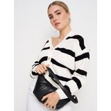 Sinsay Vesta s ukrasnim gumbima | shoptok.hr