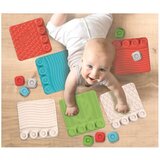 Clementoni kocke z mehko podlogo 17352 clemmy, 8 kock + 8 podlog | Shoptok.si