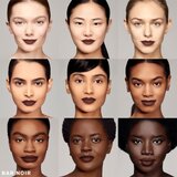 Estée Lauder Pure Color Whipped Matte Lip Color lahka tekoča mat šminka odtenek 930 Bar Noir 9 ml | Shoptok.si