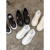 Resti Women's platform sports sneakers with Alcape print | Shoptok.si