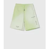 Calvin Klein Jeans Otroške bombažne kratke hlače zelena barva