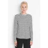 Trendyol White Striped Basic Knitted T-shirt Cene