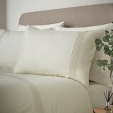 Catherine Lansfield Kremno bela enojna posteljnina 135x200 cm Pintuck Easy Iron Percale &amp;ndash; Slike