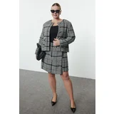 Trendyol Curve Black-White Houndstooth Patterned Plus Size Jacket