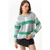 Lafaba Women's Gray Crewneck Plaid Pattern Sweater Cene