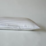 VIKTORIJA Jastučnica 50x70 cm, pamučni saten, bela s horizontalnim trakama – Clas A50 | Eponuda.com