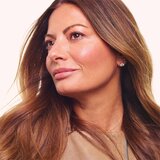 Nudestix Nudies Matte Lux večnamenski svinčnik za oči, ustnice in lica odtenek Nude Buff 7 g | Shoptok.si