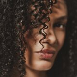 Hair Rituel by Sisley Curl Care Cream krema za tretman za valovitu i kovrčavu kosu 150 ml | shoptok.hr