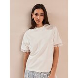 Sinsay Jednobojna pamučna majica s volanima na rukavima | shoptok.hr
