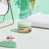 Garnier skin naturals vitamin c glow jelly gel za posvetlitev in vlaženje kože z vitaminom c 50 ml za ženske | Shoptok.si