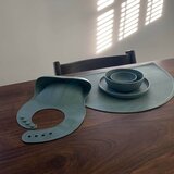 Eeveve® silikonski podbradnjak marble seiheki green | shoptok.hr