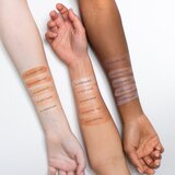 Nude by Nature Sheer Glow posvjetljujuća BB krema nijansa 02 Soft Sand 30 ml | shoptok.hr