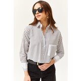 Olalook Women's White Black Pocket and Cuff Detailed Striped Crop Shirt Cene