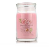 Yankee Candle Signature Fresh Cut Roses 567 g dišeča svečka | Shoptok.si