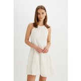 Defacto Barbell Neck Voile Sleeveless Midi Dress Cene