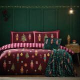 Catherine Lansfield Rožnata/vijolična podaljšana posteljnina za zakonsko posteljo 230x220 cm Nutcracker Stripe – | Shoptok.si