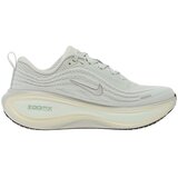 Nike Tek & Trail Chaussures de running vomero plus maille respirante Srebrna Cene