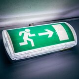  83111 osvjetljenje za izlaz u nuždi Energetska učinkovitost 2021 A (A - G) desno, izlaz | Eponuda.ba