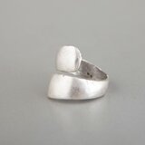 Široki glatki prsten, srebrne boje | shoptok.hr