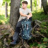  Nahrbtnik za pohodnike z žepi, piščalko, anorakom & več | Shoptok.si
