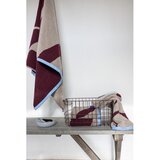 Mette Ditmer Denmark Bordo rdeča in sivo-bež frotirna brisača iz organskega bombaža 70x133 cm Nova Arte – | Shoptok.si