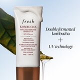 Fresh Kombucha Multi-Defense Sheer UV blagi hranjivi fluid protiv tamnih mrlja SPF 50 50 ml | shoptok.hr