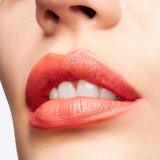 MAC Cosmetics Lustreglass Sheer-Shine Lipstick sjajilo za usne nijansa Kissmet 3 g | shoptok.hr