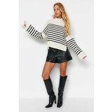 Trendyol Sweater - Beige - Oversize cene