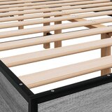 vidaXL Posteljni okvir siva sonoma 140x200 cm inž. les in kovina | Shoptok.si
