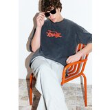 Trendyol Anthracite Men's Oversize/Wide-Fit Aged Faded Effect Text Printed 100% Cotton T-Shirt Cene