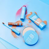 Rimmel London Kind & Free večnamensko ličilo za oči, ustnice in obraz odtenek 002 Peachy Cheeks 5 g | Shoptok.si