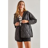 Bianco Lucci Women's Checkered Patterned Quilted Coat Cene