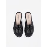 GOODIN Black flip-flops with a bow | Shoptok.si
