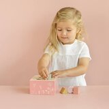 Little dutch aktivnostna škatla z liki flowers | Shoptok.si