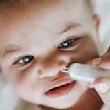 Frida Baby 3u1 čistač za nos, uši i nokte | Shoptok.si