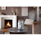 Yankee Candle Snow Kissed Pine dišeča sveča 567 g | Shoptok.si