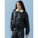Sinsay Bomber jakna od imitacije kože s ovratnikom od umjetnog krzna | shoptok.hr