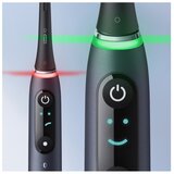 Oral-b zobna ščetka io series 8 mit 2. Handstück white alabaster/ black onyx Cene