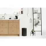 Brabantia Koš za smeti s pedalom 20 L s plastičnim vložkom - mat črna | Shoptok.si