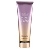 Victoria's Secret Velvet Petals parfumiran losjon za telo 236 ml za ženske | Shoptok.si